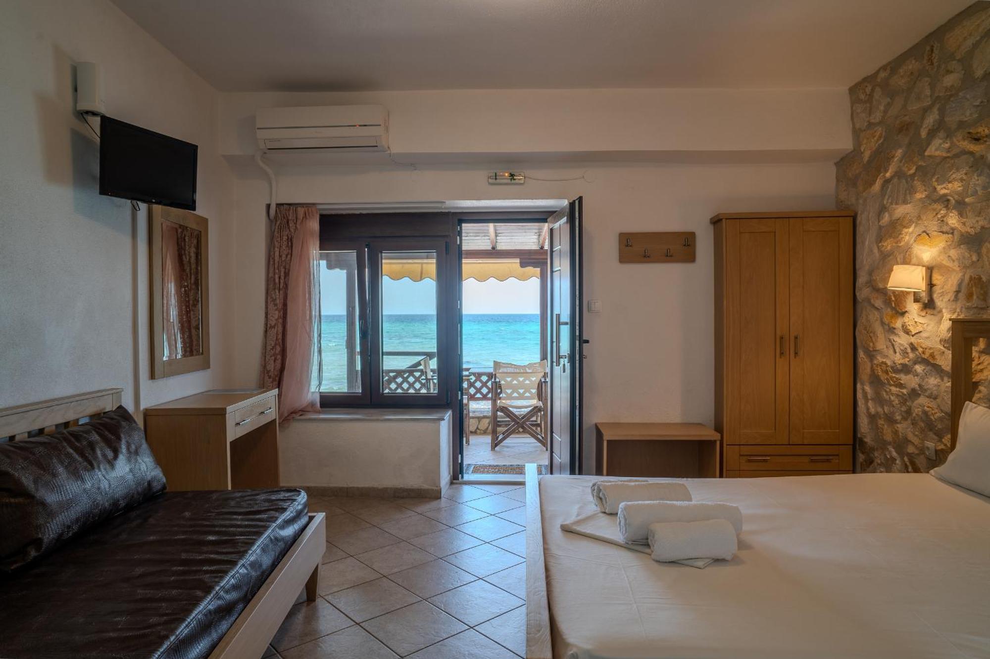 Apartment Akti Klisma *
